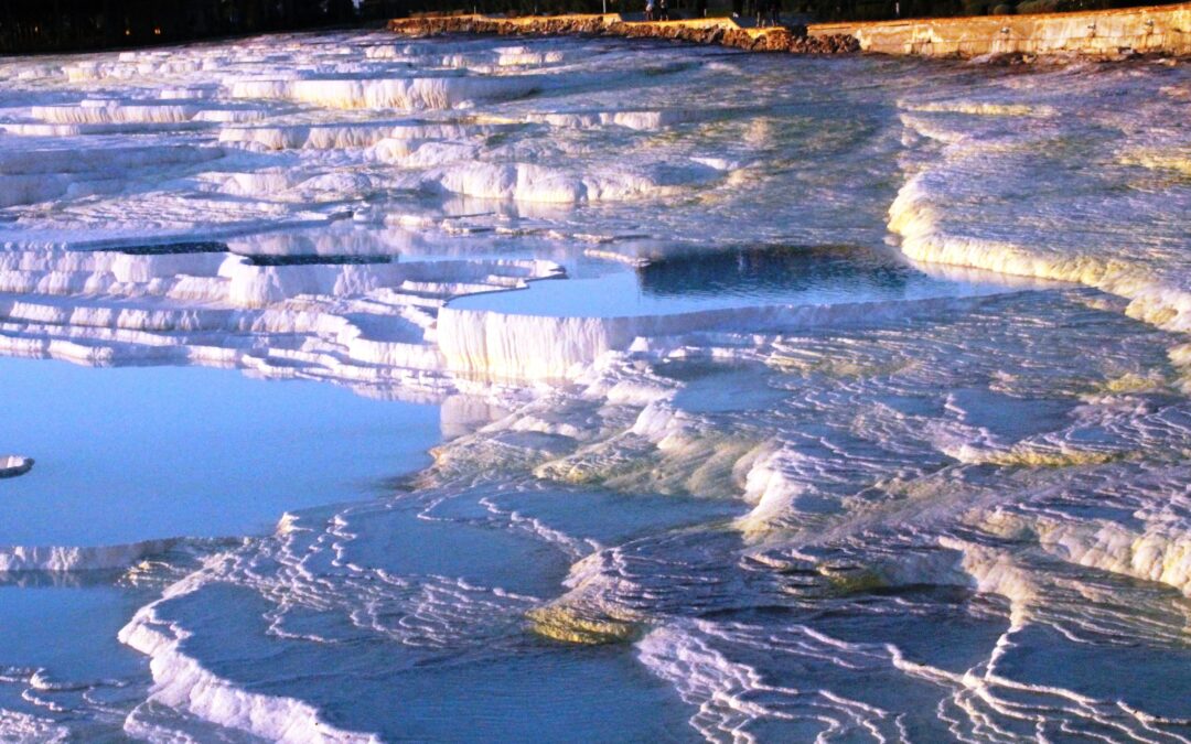Les ruïnes de Hierapolis i les Fonts Termals de Pamukkale a Turquia